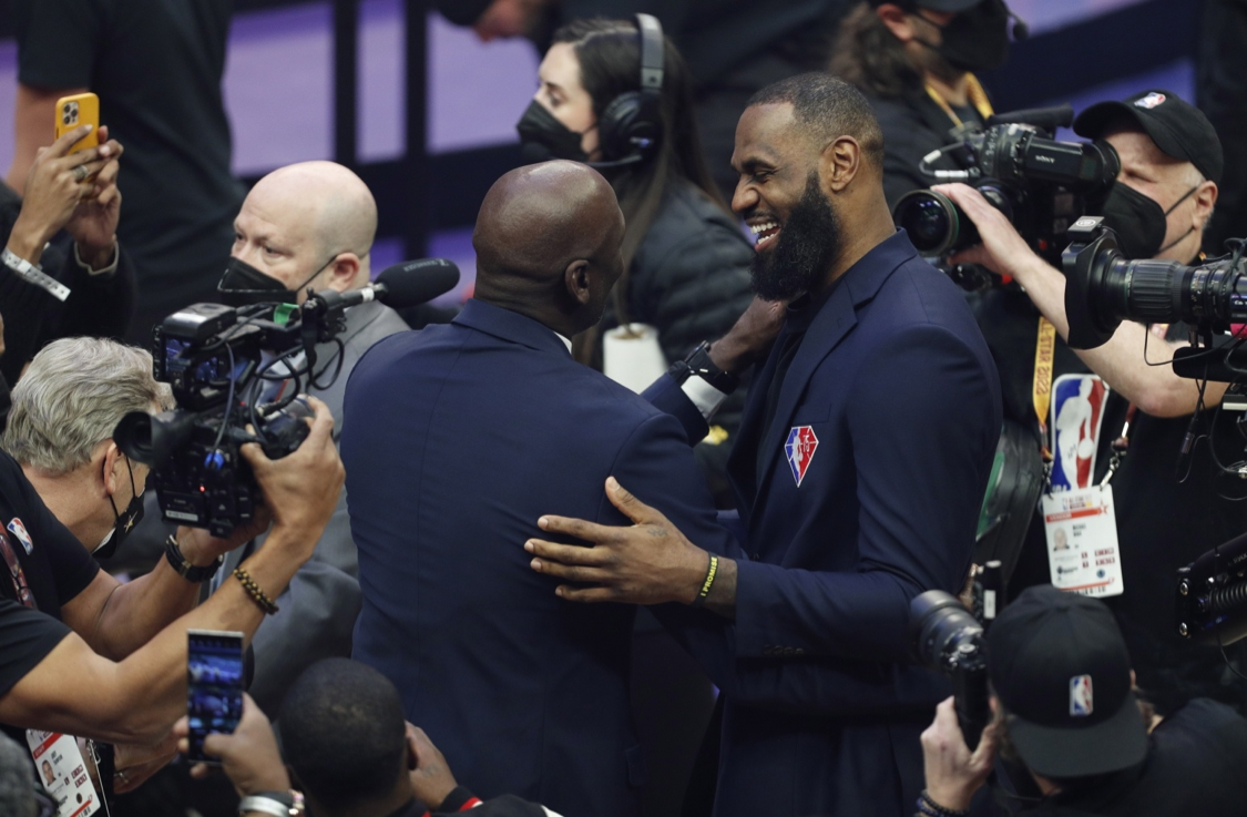 开云-GOAT？雷迪克：詹姆斯和乔丹是历史上最伟大的两个球员！